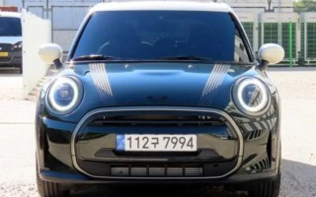 쿠퍼 5도어 클래식 미니 2022년 08월 7,667km